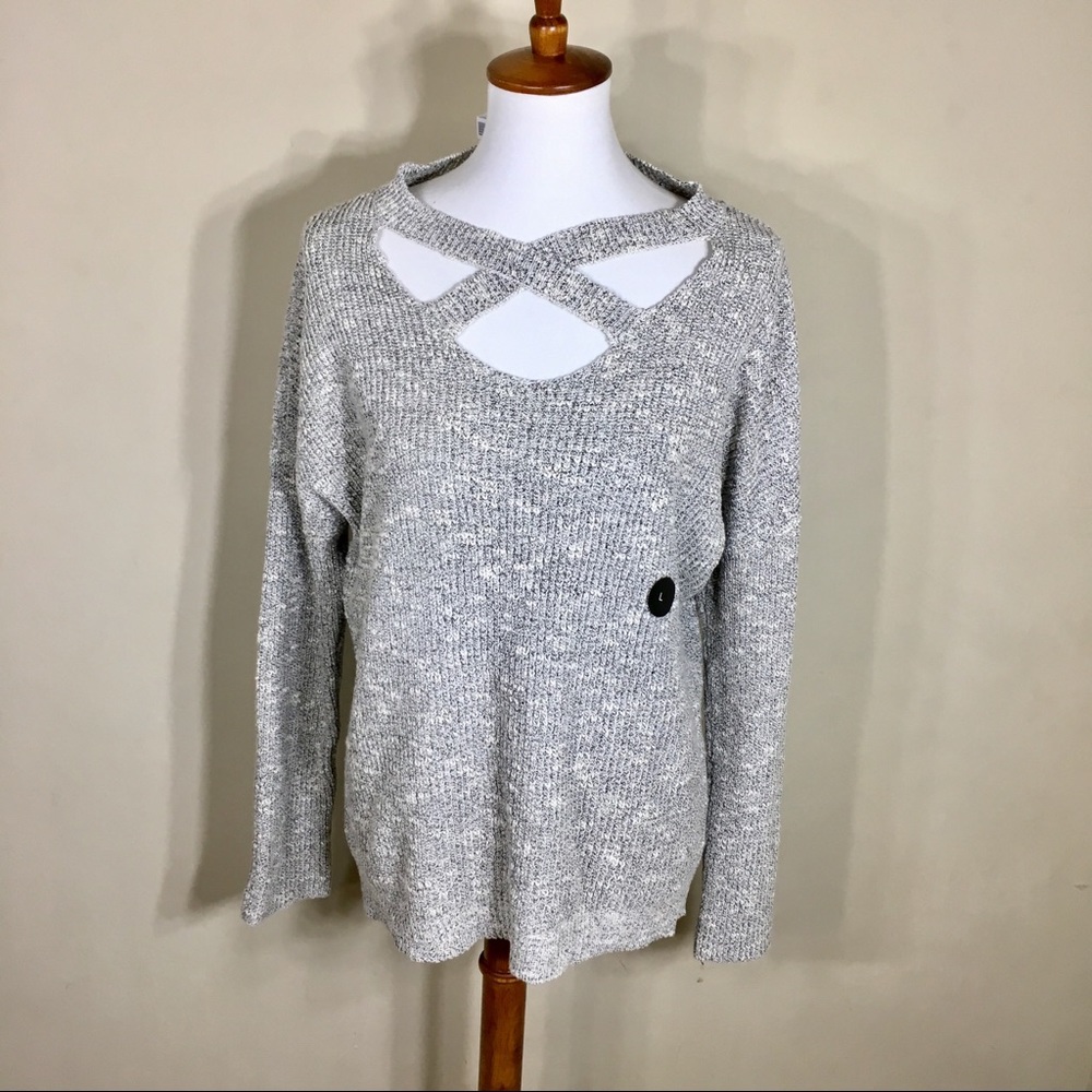 NWT Sky and Sparrow Cross Chest Knit Sweater